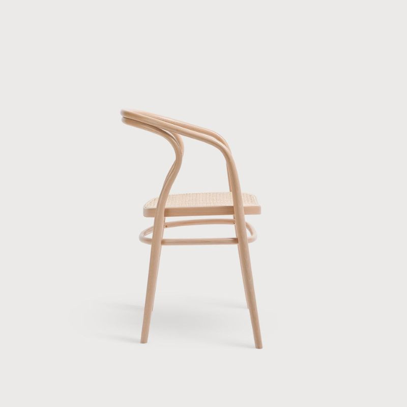 Chaise en bois et assise en cannage - Nodo - Paged